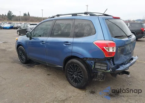 2015 Subaru Forester 2.5I Premium z USA, uszkodzony, nr VIN JF2SJADC1FH841479